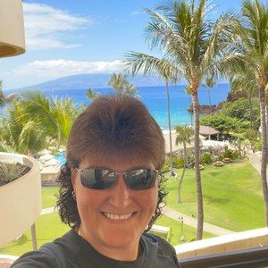 Meet your Posher, Daphnee